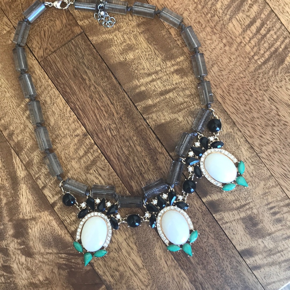 Statement necklace